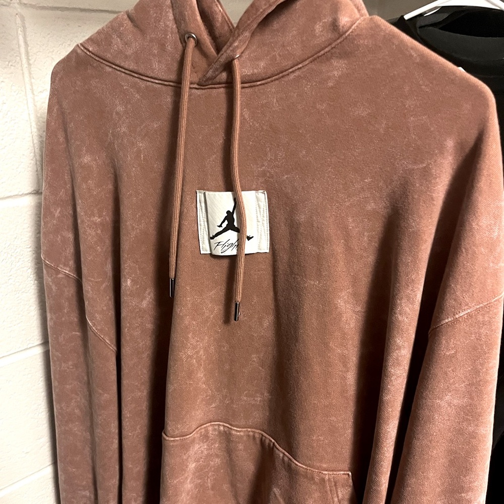 Nike men’s Jordan Flight Fleece washed pullover Hoodie Mineral Clay